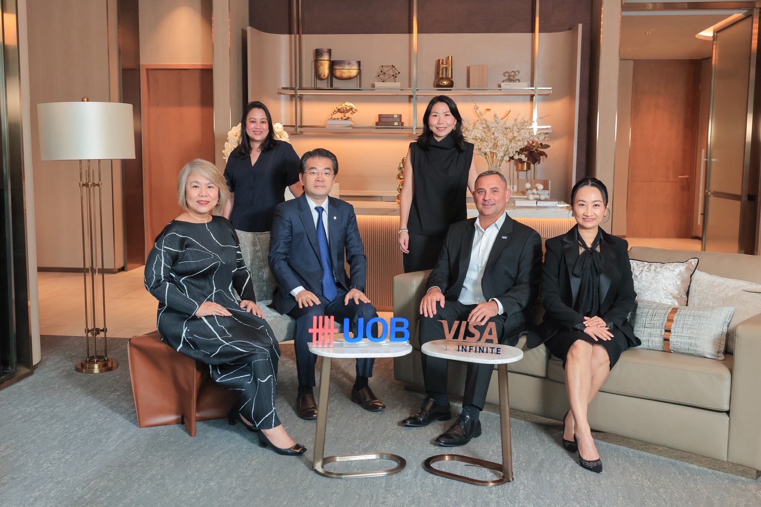 ยูโอบี ประเทศไทย จับมือ วีซ่า นำร่อง เปิดตัว Visa Infinite โฉมใหม่ ในอาเซียนยกระดับประสบการณ์ลูกค้ากลุ่มมั่งคั่ง