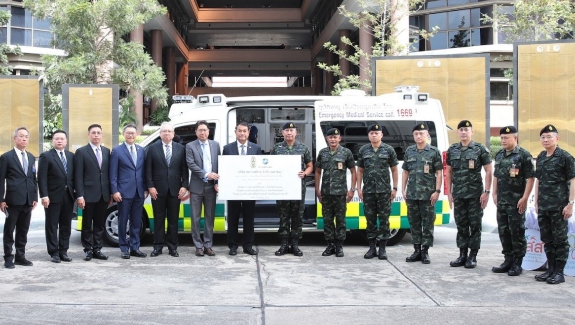 SFLEX มอบรถพยาบาล 3 คัน พร้อมเครื่องช่วยหายใจ สนับสนุนภารกิจชายแดนไทย