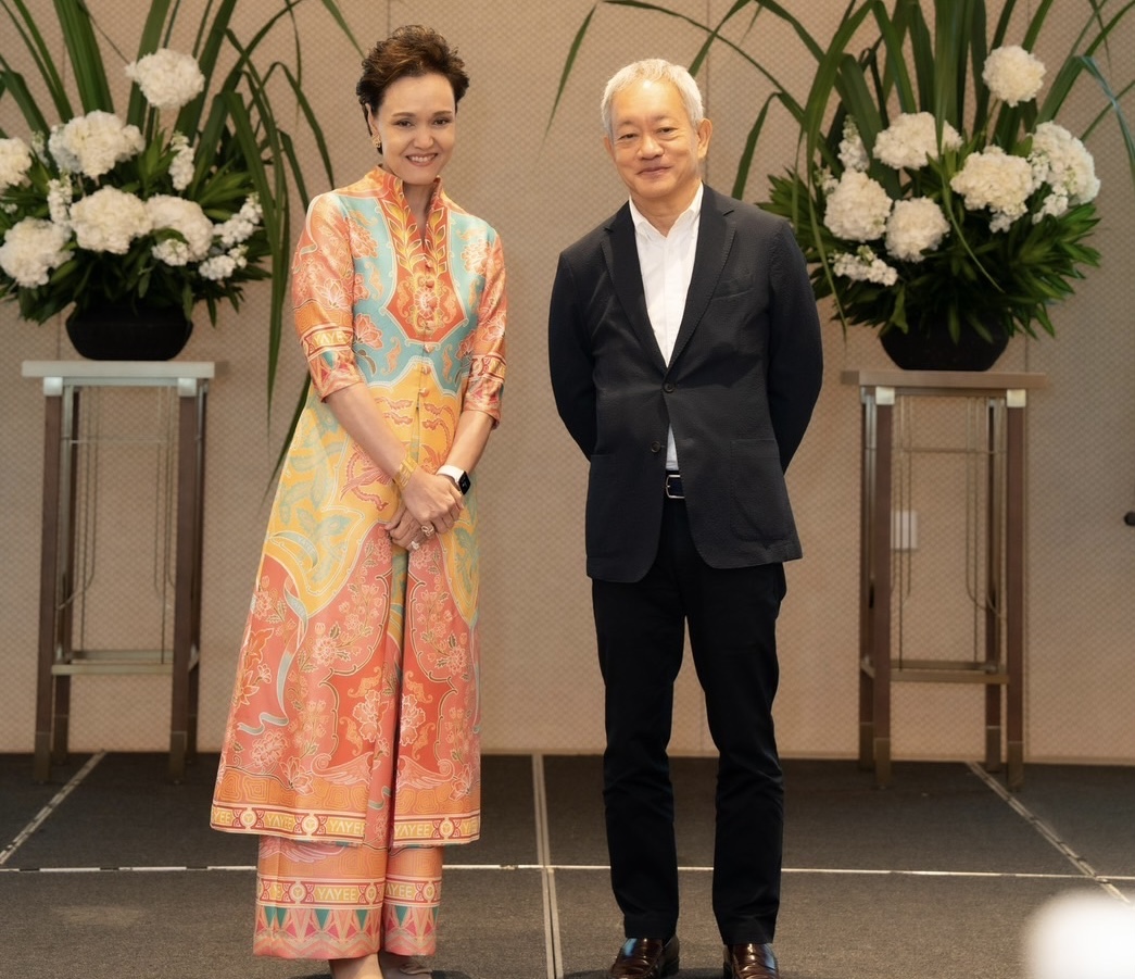 ‘ดุสิตธานี’ มั่นใจวางรากฐานอย่างมั่นคง พร้อมเดินหน้าสร้างความแข็งแกร่งในบริบทใหม่บอร์ดดุสิตธานีแต่งตั้ง “ชนินทธ์ โทณวณิก” ควบกรุ๊ปซีอีโอหลัง “ศุภจี สุธรรมพันธุ์”ตอบรับ “รัฐมนตรีว่าการกระทรวงพาณิชย์”