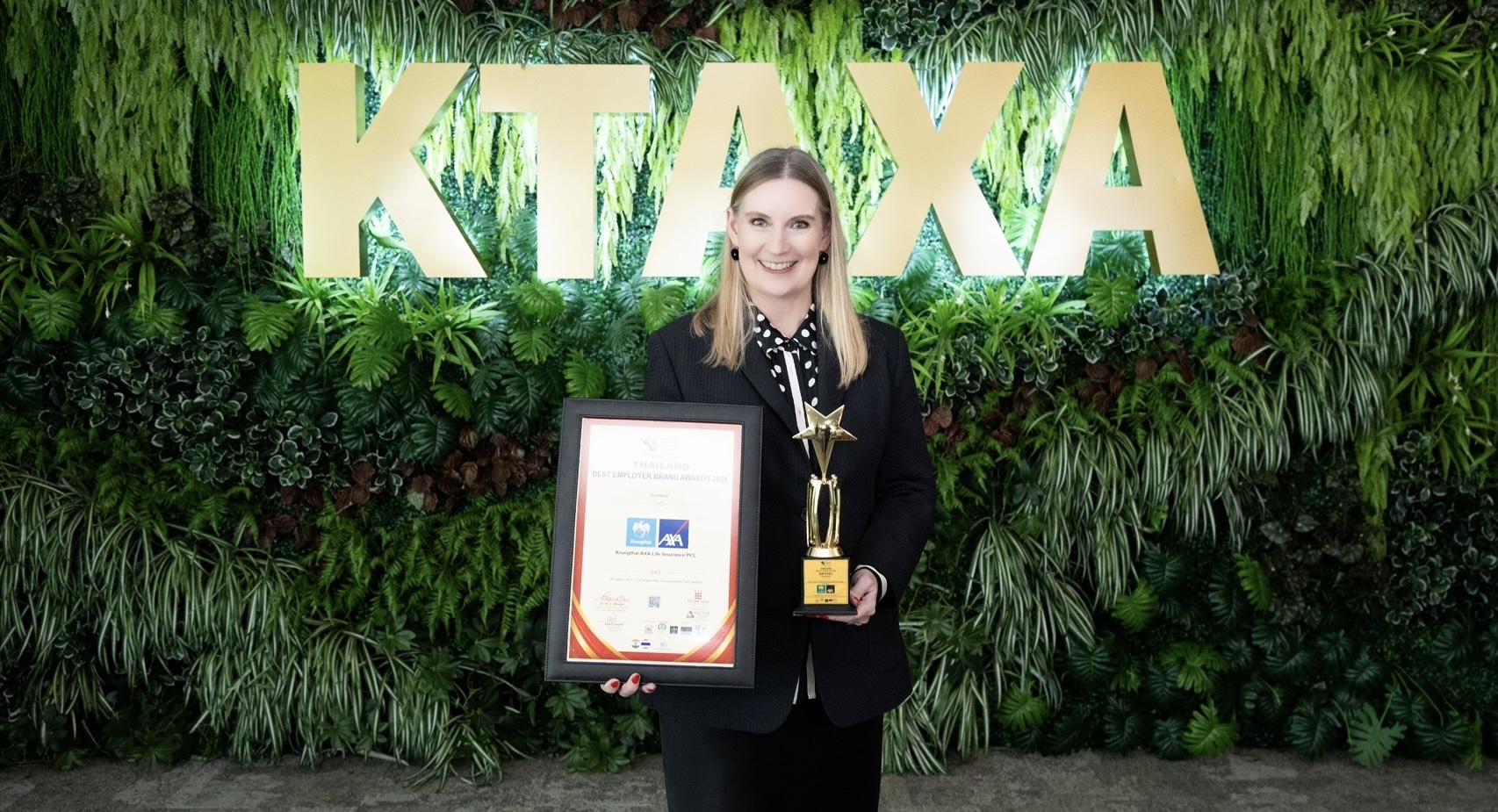 กรุงไทย-แอกซ่า ประกันชีวิต คว้า 2 รางวัลใหญ่จาก World HRD Congressสาขา Thailand Best Employer Brand Awards ต่อเนื่อง 5 ปีซ้อน และ Top Most HR Leaders Awards 2025ตอกย้ำความสำเร็จด้านการบริหารทรัพยากรบุคคลจากเวทีระดับโลก